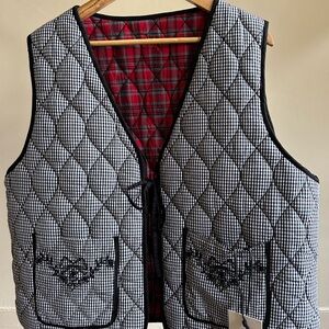 Damson Madder Women's Arte Reversible Gilet in Black Gingham